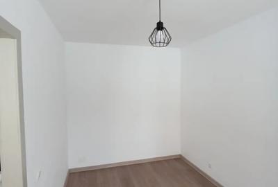 Apartament cu 3 camere semidecomandat în Central - 8