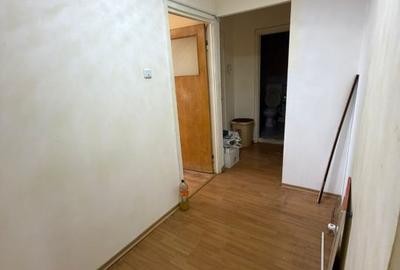 Apartament cu 4 camere decomandat în Berceni - 12