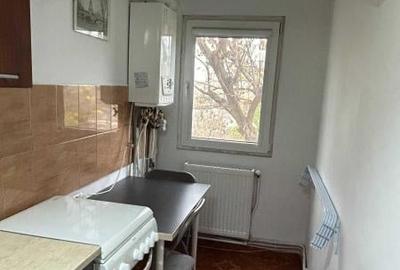 Garsoniera decomandata Lujerului centrala proprie- bloc 1981 - 4