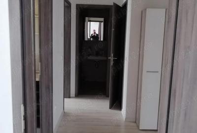 Apartament cu 2 camere decomandat în Tractorul - 9