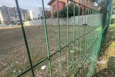 TEREN INTRAVILAN DE VANZARE -- COMPOZITORI - - 3