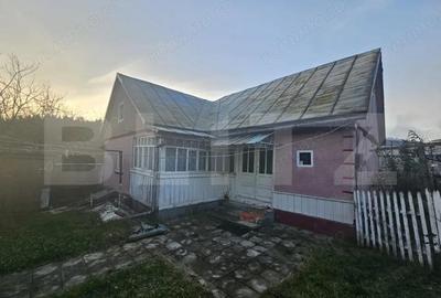 Casa de vanzare, zona centrala, Campeni - 1