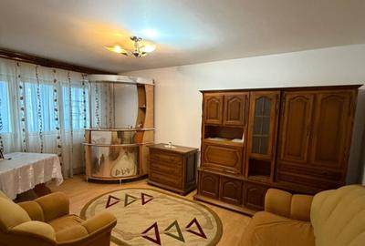 Inchiriez apartament cu 3 camere b-dul. Bucuresti - 2
