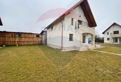 Viitorul tau Acasa: case spa?ioase ?i moderne, aproape de Ploie?ti! - 16