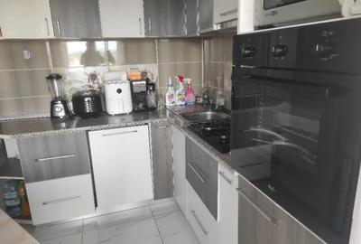 Apartament cu 3 camere decomandat în Tomești - 8