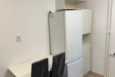 Apartament cu 3 camere decomandat în Central - 1