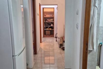 Apartament 3 camere – zona centrala Targoviste, Piata 1 Mai - 4