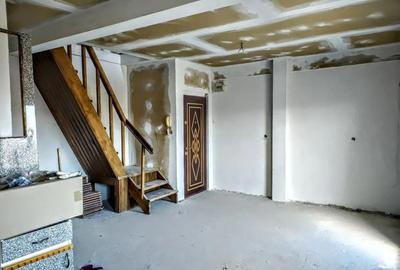 Vand ap. 3 camere la mansarda - 1