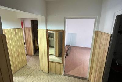 Apartament cu 3 camere în Central - 1