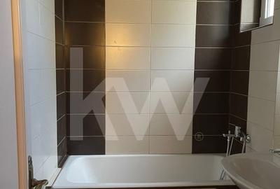 Apartament cu 3 camere decomandat, mobilat în Rovine - 4