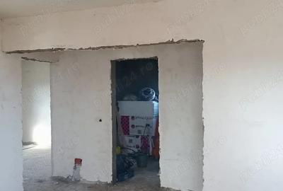 Casă cu 3 camere în Voinești - 1