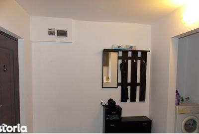 Apartament cu 2 camere decomandat, mobilat în Crângași