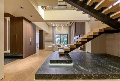 Casă individuală cu 5 camere cu Canalizare în Central - 8