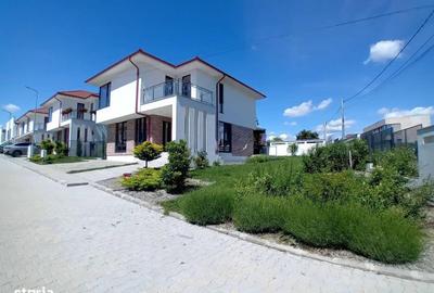Casă cu 5 camere cu Canalizare în Mogoșoaia