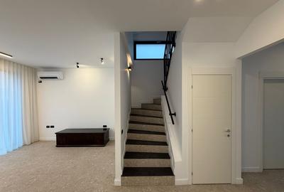 Vila 4 camere de inchiriat TUNARI ?coala Americana 3 min. - 2