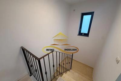 Casă cu 5 camere cu Canalizare în Hemeiuș - 1