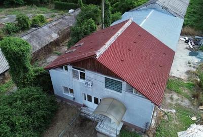 Casă cu Teren 4000 Mp în Central - 7