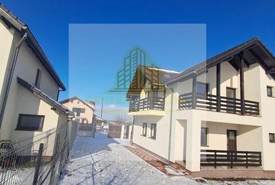 Casă cu 4 camere cu Canalizare în Sânpetru - 9