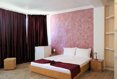 Mamaia Nord - Langa Mare, pensiune la cheie, 11 camere, 9 bai! - 11