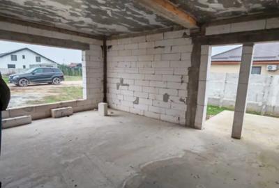 Casă cu 4 camere cu Teren 450 Mp în Malu Mare - 8