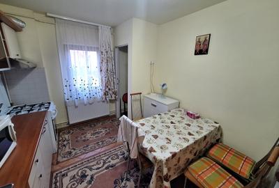 Apartament cu 3 camere decomandat, mobilat în Bucovina - 7