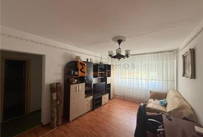 Apartament 3 camere cf 1  semidecomandat zona Micro 3 - 1