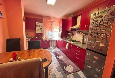 Apartament cu 4 camere semidecomandat în Central - 5