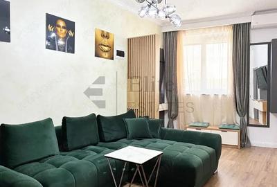 Apartament cu 3 camere semidecomandat în Central - 1