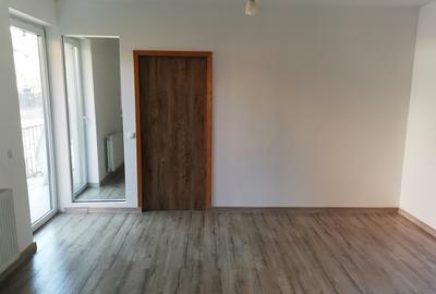 Apartament cu 2 camere decomandat în Central - 1