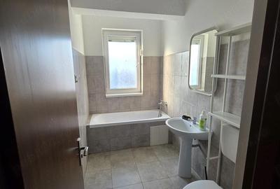 Apartament cu 3 camere decomandat în Central - 4