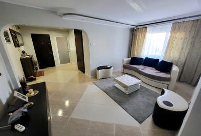 Apartament cu 3 camere decomandat în Micro 21 - 1