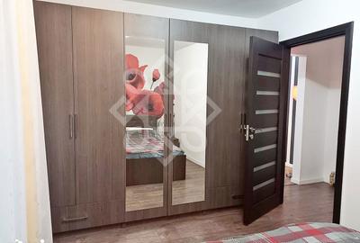 Apartament cu 3 camere decomandat, mobilat în Rogerius - 4