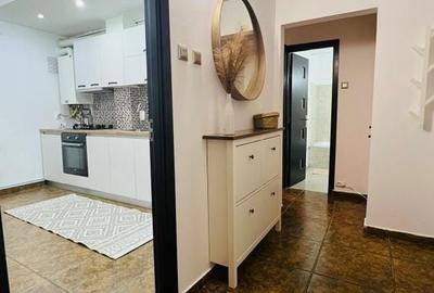 Apartament cu 2 camere decomandat    |    Zona Girocului - 3