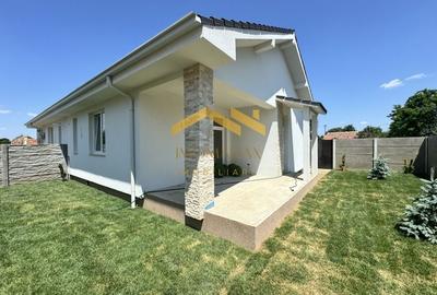 Bucovat-Duplex Parter-Curte Amenajata - 3