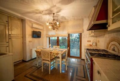 Casă cu 9 camere cu Canalizare în Crevedia - 14