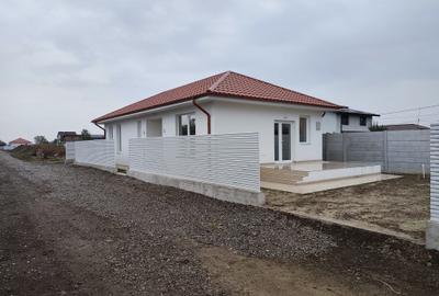FARA COMISIOANE casa eleganta 3 camere 2 bai PARTER+pod camera tehnica terasa - 4