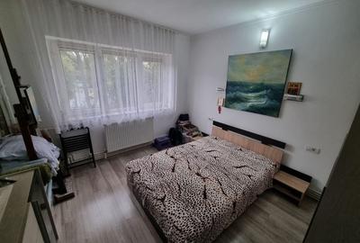 Dacia ceasuri-apartament 2 camere stradal cu gaze - 16