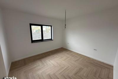 Casă cu 4 camere cu Teren 400 Mp în Clinceni - 9