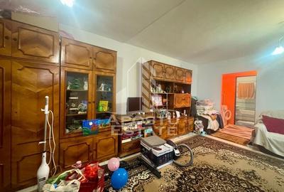 Apartament 2 camere,etaj 2, centrala proprie,zona Lipovei - 1