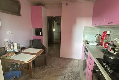 Apartament cu 3 camere decomandat, mobilat în Dacia - 5