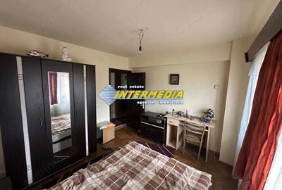 Apartament cu 3 camere decomandat în Cetate - 6