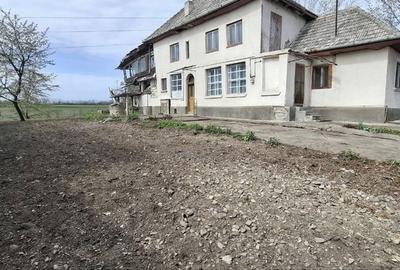 Casă cu 4 camere în Central - 8