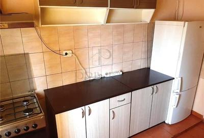 SOARELUI - ETAJ 1 - BLOC IZOLAT - 3 CAMERE - CENTRALA PROPRIE - BOXA - 2