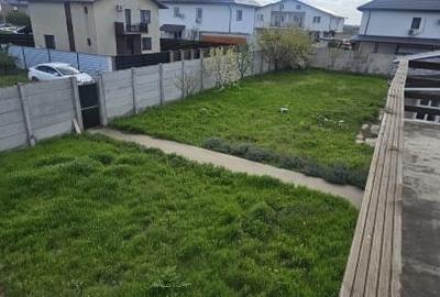 Casă individuală cu 5 camere în Central