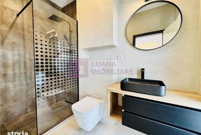 Apartament cu 4 camere în Central - 1