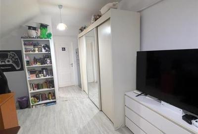 Alzza Real Estate  Apartament de vanzare Floresti, strada Eroilor, etaj 4, cu p - 12