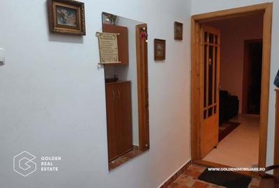 Casa mare, cu 4 apartamente a cate 1, 2, 3 ?i 4 camere fiecare - 8
