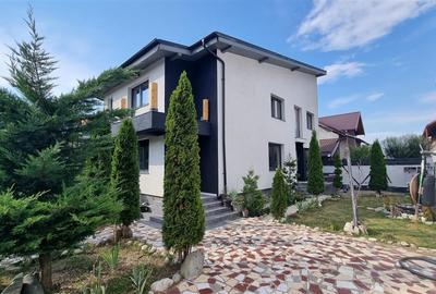 Casa moderna de patru camere zona Ghimbav