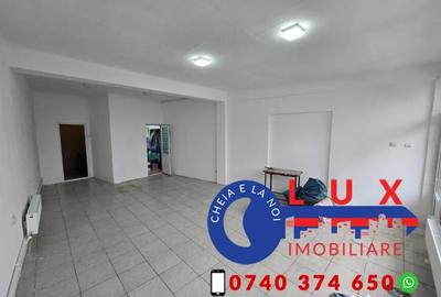 Spațiu comercial, de 40 mp, în E3 - 2