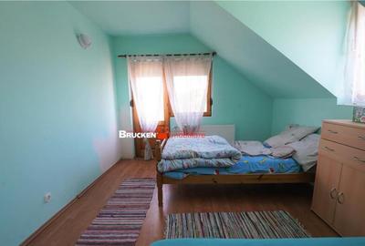 PROPRIETATE GENEROASA CU MANSARDA SI GRADINA IN TARIAN - 1